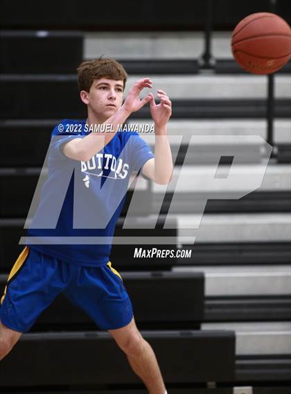 Thumbnail 2 in Bakersfield Christian vs  Santa Clarita Christian (The Warrior Showcase) photogallery.