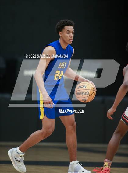 Thumbnail 2 in Bakersfield Christian vs  Santa Clarita Christian (The Warrior Showcase) photogallery.