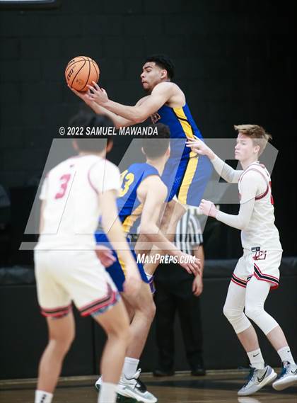 Thumbnail 1 in Bakersfield Christian vs  Santa Clarita Christian (The Warrior Showcase) photogallery.