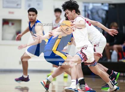Thumbnail 2 in Bakersfield Christian vs  Santa Clarita Christian (The Warrior Showcase) photogallery.