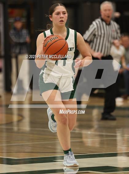 Thumbnail 3 in Pentucket Regional vs. Apponequet Regional (MIAA Division 3 Round of 16) photogallery.