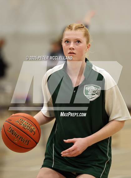Thumbnail 1 in Pentucket Regional vs. Apponequet Regional (MIAA Division 3 Round of 16) photogallery.