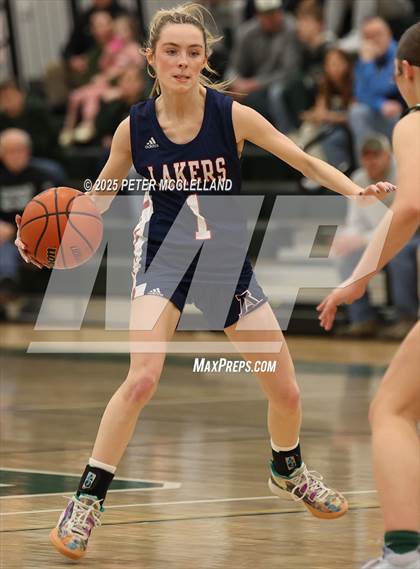 Thumbnail 3 in Pentucket Regional vs. Apponequet Regional (MIAA Division 3 Round of 16) photogallery.