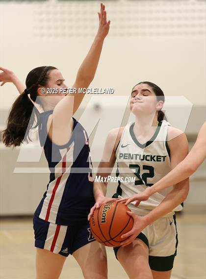 Thumbnail 3 in Pentucket Regional vs. Apponequet Regional (MIAA Division 3 Round of 16) photogallery.