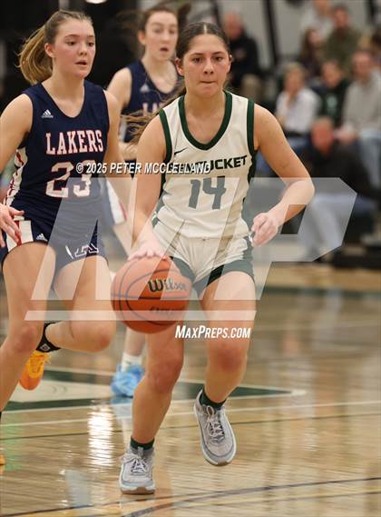 Thumbnail 3 in Pentucket Regional vs. Apponequet Regional (MIAA Division 3 Round of 16) photogallery.