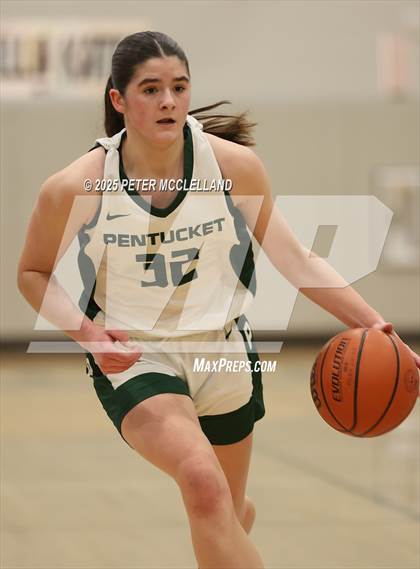 Thumbnail 2 in Pentucket Regional vs. Apponequet Regional (MIAA Division 3 Round of 16) photogallery.