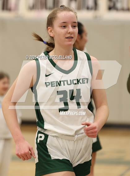Thumbnail 1 in Pentucket Regional vs. Apponequet Regional (MIAA Division 3 Round of 16) photogallery.