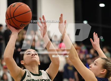 Thumbnail 3 in Pentucket Regional vs. Apponequet Regional (MIAA Division 3 Round of 16) photogallery.