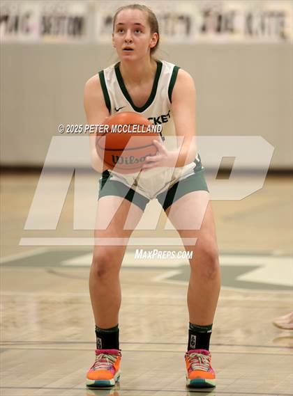 Thumbnail 2 in Pentucket Regional vs. Apponequet Regional (MIAA Division 3 Round of 16) photogallery.