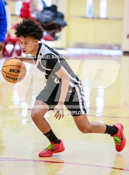 Thumbnail 3 in Long Beach Poly vs Serra (Take Flight Challenge) photogallery.