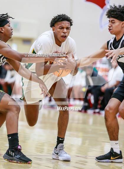 Thumbnail 3 in Long Beach Poly vs Serra (Take Flight Challenge) photogallery.
