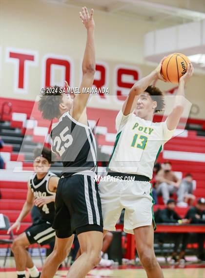 Thumbnail 2 in Long Beach Poly vs Serra (Take Flight Challenge) photogallery.