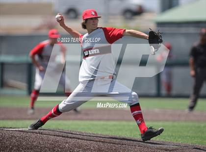 Thumbnail 2 in Mountain Crest vs. Bear River (UHSAA 4A Bracket Play) photogallery.