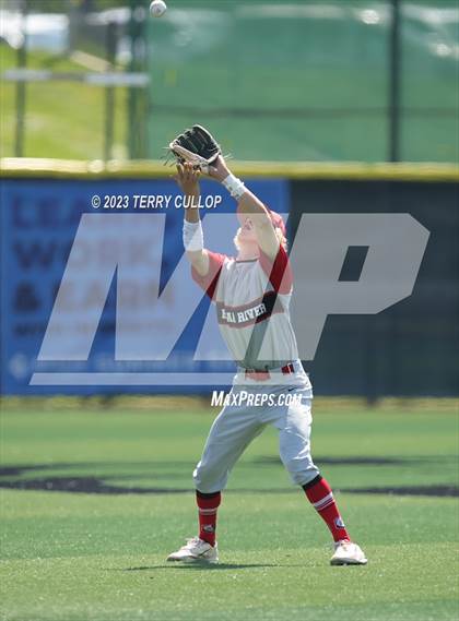 Thumbnail 2 in Mountain Crest vs. Bear River (UHSAA 4A Bracket Play) photogallery.