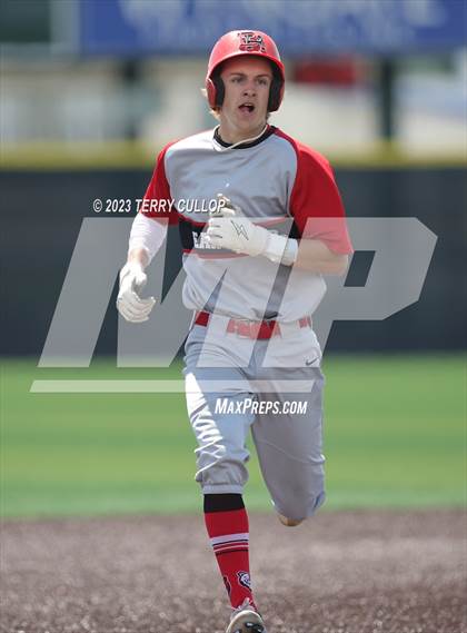 Thumbnail 3 in Mountain Crest vs. Bear River (UHSAA 4A Bracket Play) photogallery.