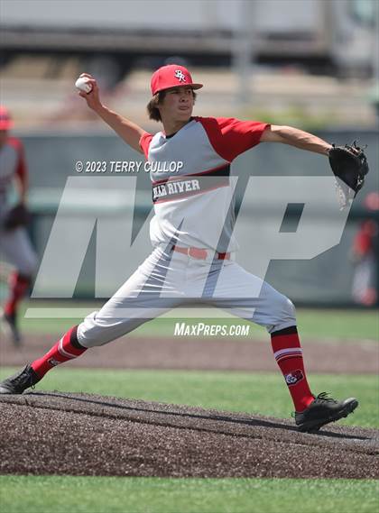 Thumbnail 3 in Mountain Crest vs. Bear River (UHSAA 4A Bracket Play) photogallery.
