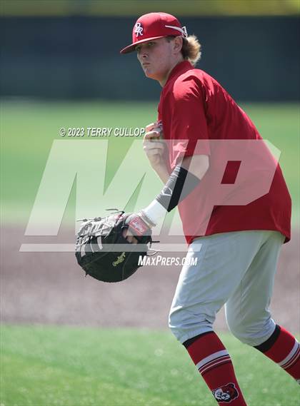 Thumbnail 2 in Mountain Crest vs. Bear River (UHSAA 4A Bracket Play) photogallery.