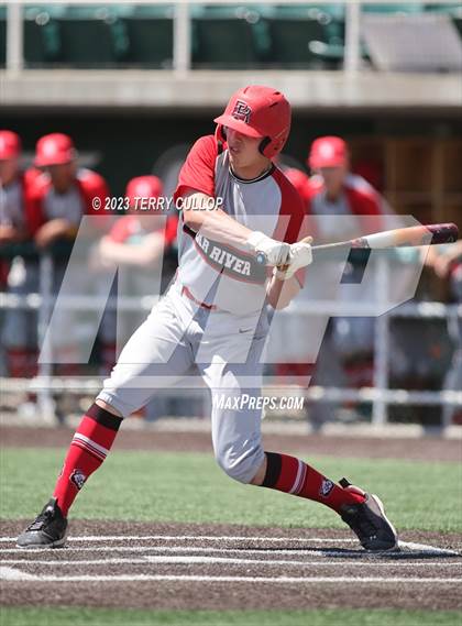 Thumbnail 3 in Mountain Crest vs. Bear River (UHSAA 4A Bracket Play) photogallery.