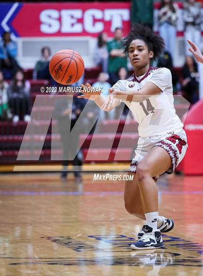 Thumbnail 1 in Renaissance vs Gross Pointe North (MHSAA D1 Quarterfinal) photogallery.