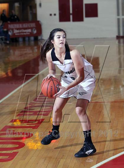 Thumbnail 2 in Winfield vs. Marietta (Jack Stephens Memorial Holiday Tournament) photogallery.
