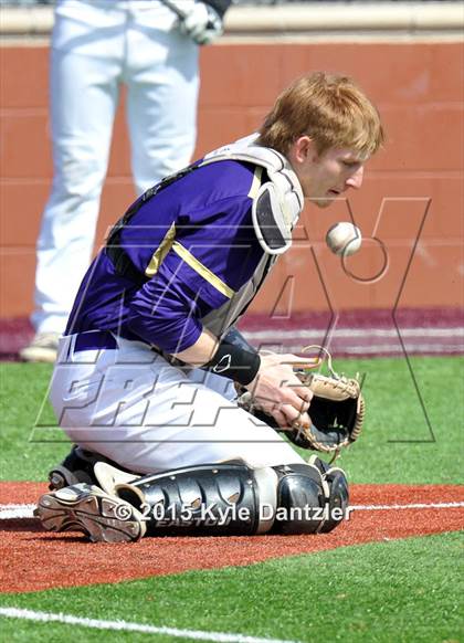 Thumbnail 3 in Alvarado vs Peaster (Bowie Invitational) photogallery.