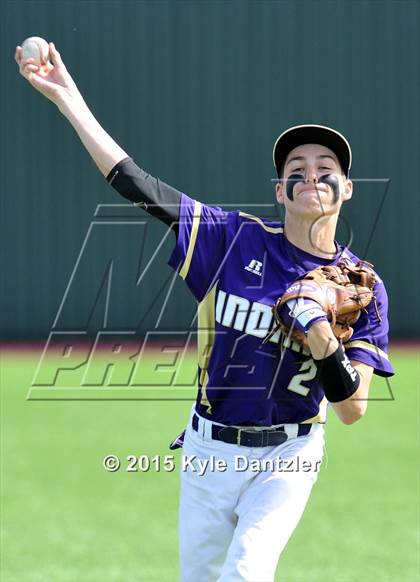 Thumbnail 1 in Alvarado vs Peaster (Bowie Invitational) photogallery.