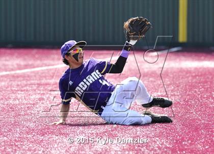 Thumbnail 1 in Alvarado vs Peaster (Bowie Invitational) photogallery.