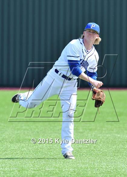 Thumbnail 1 in Alvarado vs Peaster (Bowie Invitational) photogallery.