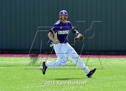 Thumbnail 1 in Alvarado vs Peaster (Bowie Invitational) photogallery.