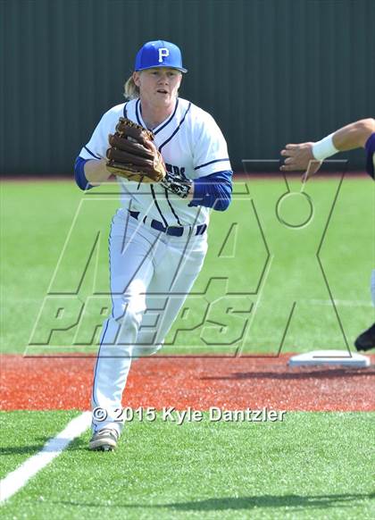 Thumbnail 2 in Alvarado vs Peaster (Bowie Invitational) photogallery.