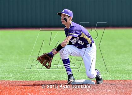 Thumbnail 2 in Alvarado vs Peaster (Bowie Invitational) photogallery.