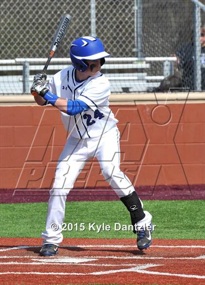 Thumbnail 1 in Alvarado vs Peaster (Bowie Invitational) photogallery.