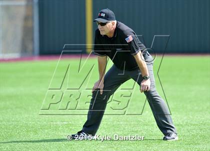 Thumbnail 1 in Alvarado vs Peaster (Bowie Invitational) photogallery.