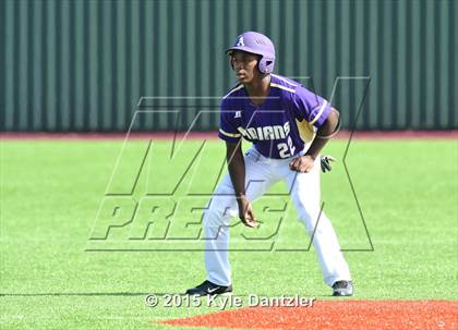 Thumbnail 3 in Alvarado vs Peaster (Bowie Invitational) photogallery.
