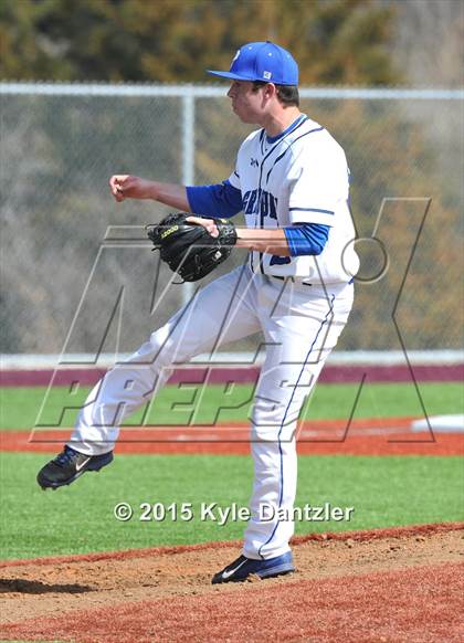 Thumbnail 3 in Alvarado vs Peaster (Bowie Invitational) photogallery.