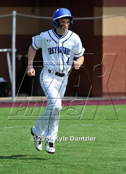 Thumbnail 3 in Alvarado vs Peaster (Bowie Invitational) photogallery.