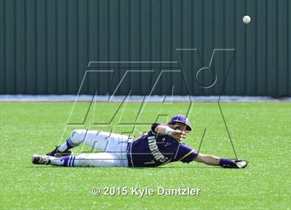 Thumbnail 2 in Alvarado vs Peaster (Bowie Invitational) photogallery.