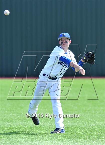 Thumbnail 3 in Alvarado vs Peaster (Bowie Invitational) photogallery.