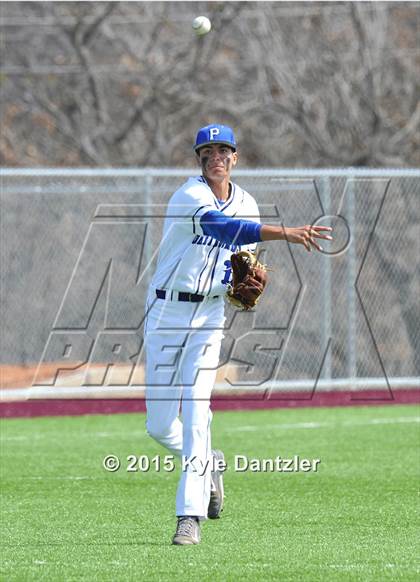 Thumbnail 3 in Alvarado vs Peaster (Bowie Invitational) photogallery.