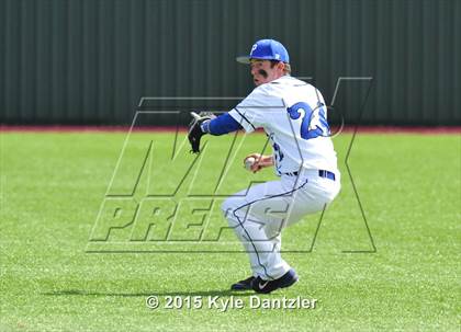 Thumbnail 3 in Alvarado vs Peaster (Bowie Invitational) photogallery.