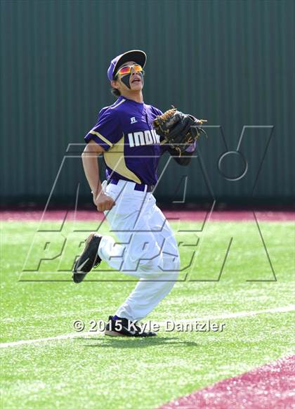 Thumbnail 2 in Alvarado vs Peaster (Bowie Invitational) photogallery.