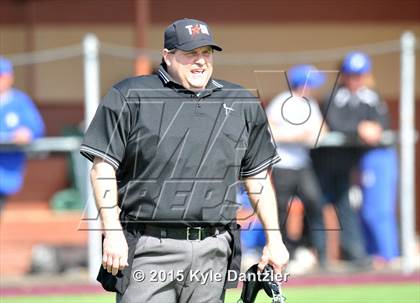 Thumbnail 3 in Alvarado vs Peaster (Bowie Invitational) photogallery.