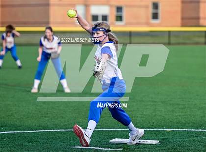 Thumbnail 3 in Livonia @ Honeoye Falls-Lima photogallery.