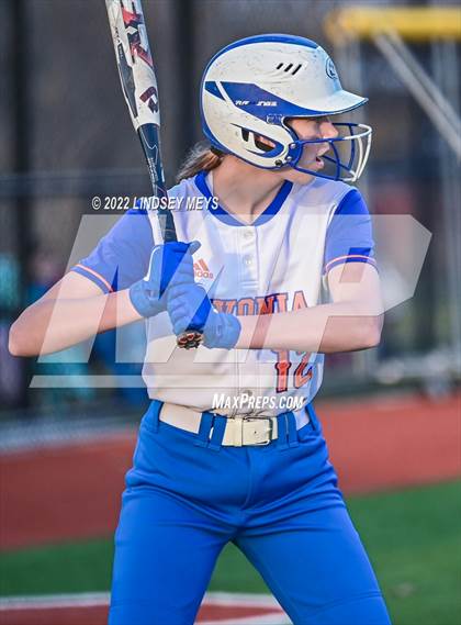 Thumbnail 3 in Livonia @ Honeoye Falls-Lima photogallery.
