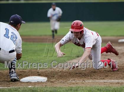 Thumbnail 1 in Wamogo vs. East Catholic (CIAC Class S Semifinal) photogallery.