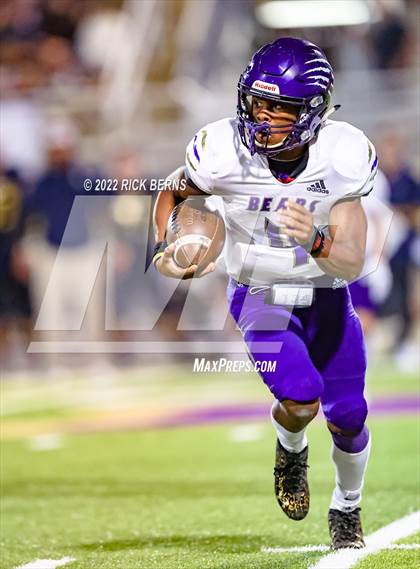 Thumbnail 2 in Lake Creek vs Montgomery photogallery.