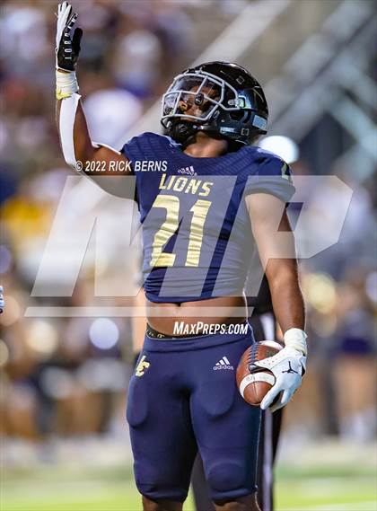 Thumbnail 1 in Lake Creek vs Montgomery photogallery.