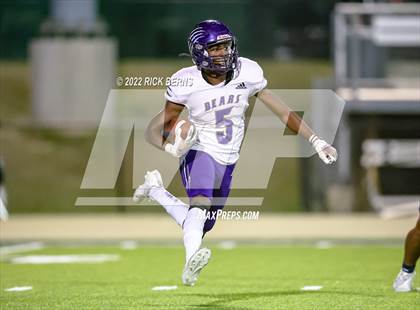 Thumbnail 3 in Lake Creek vs Montgomery photogallery.
