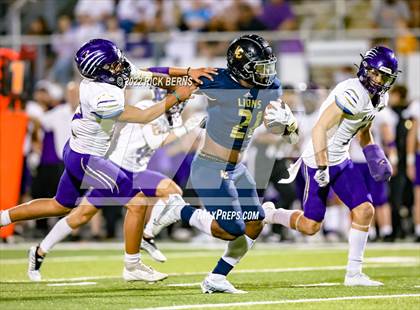 Thumbnail 3 in Lake Creek vs Montgomery photogallery.