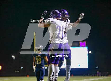 Thumbnail 1 in Lake Creek vs Montgomery photogallery.